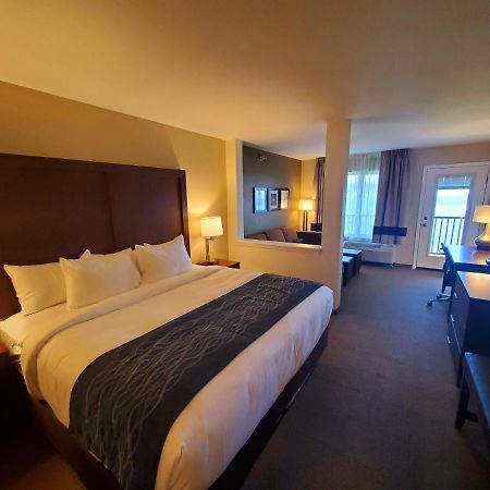 Comfort Inn & Suites Munising-Lakefront Екстериор снимка